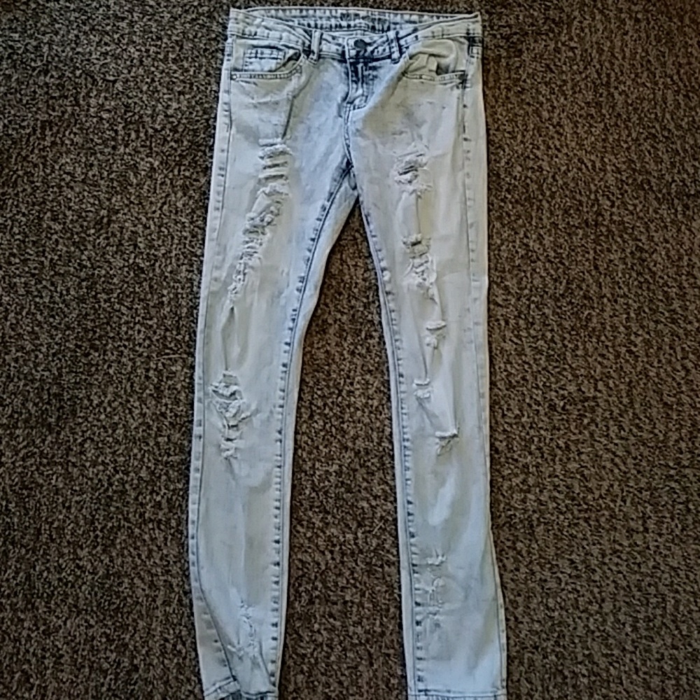 Washed Out Ripped skinny Jeans